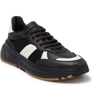 Bottega Veneta men’s stylish sneakers